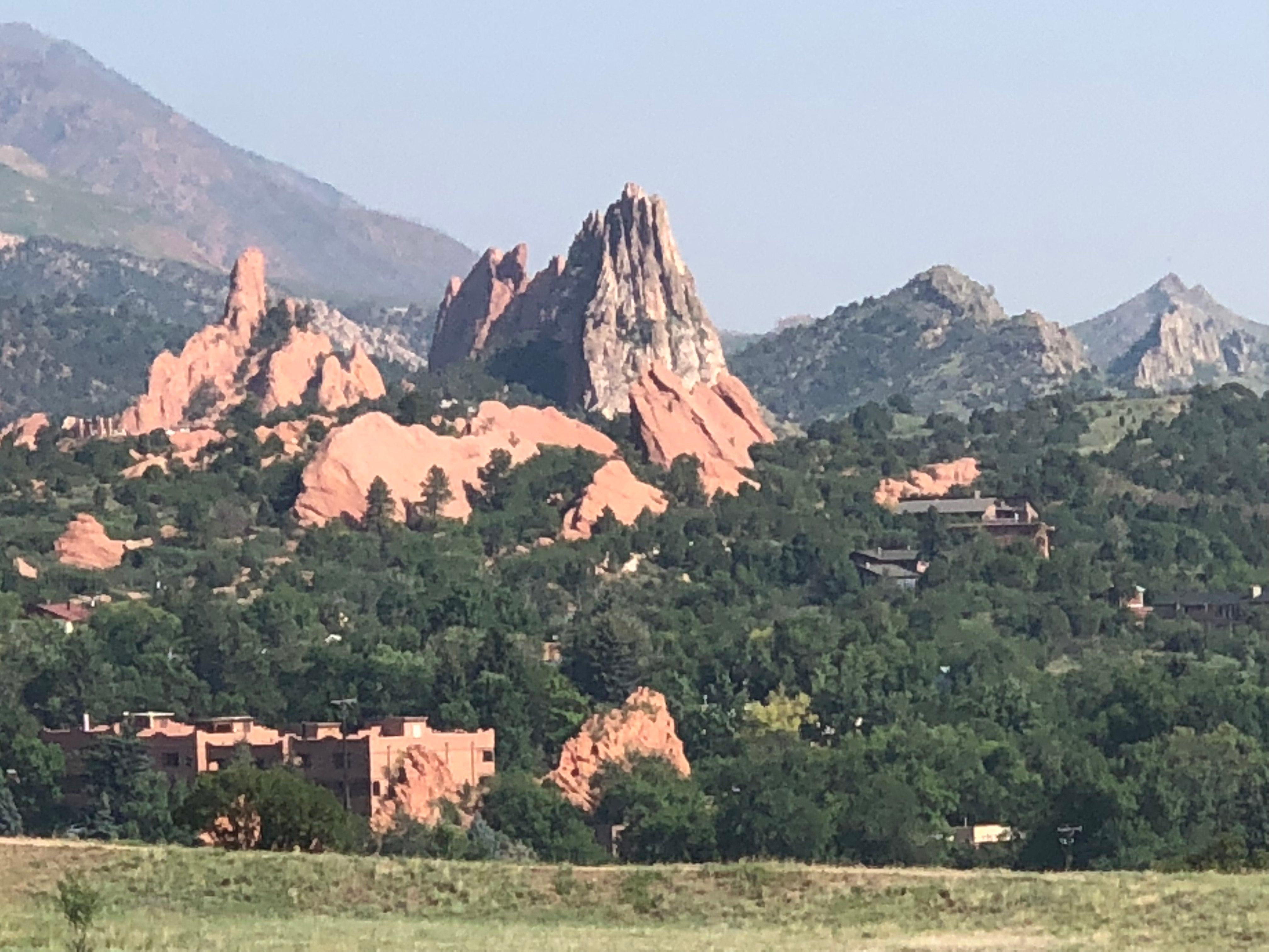 Holiday Inn Express & Suites Colorado Springs Central By Ihg Eksteriør billede