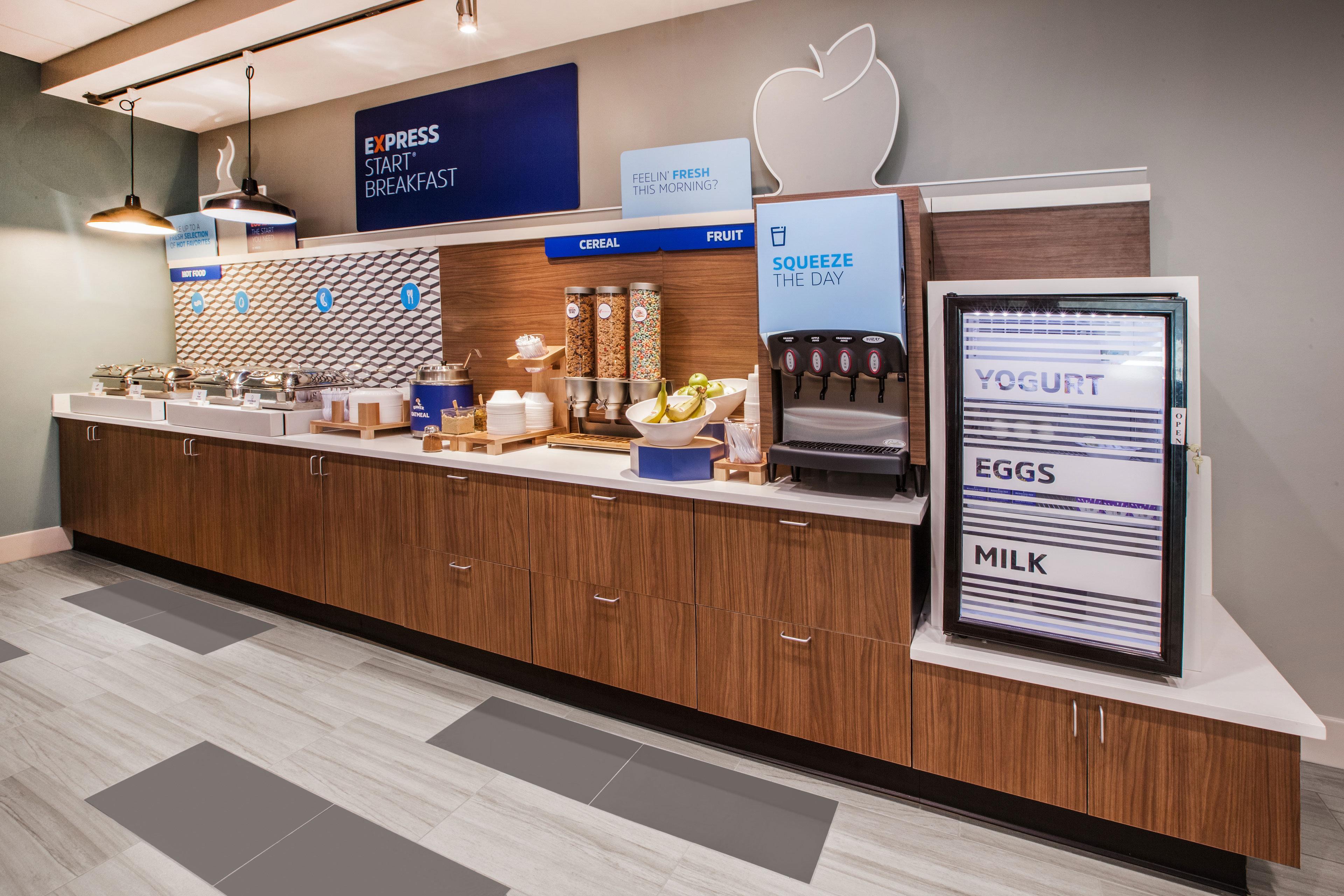 Holiday Inn Express & Suites Colorado Springs Central By Ihg Eksteriør billede