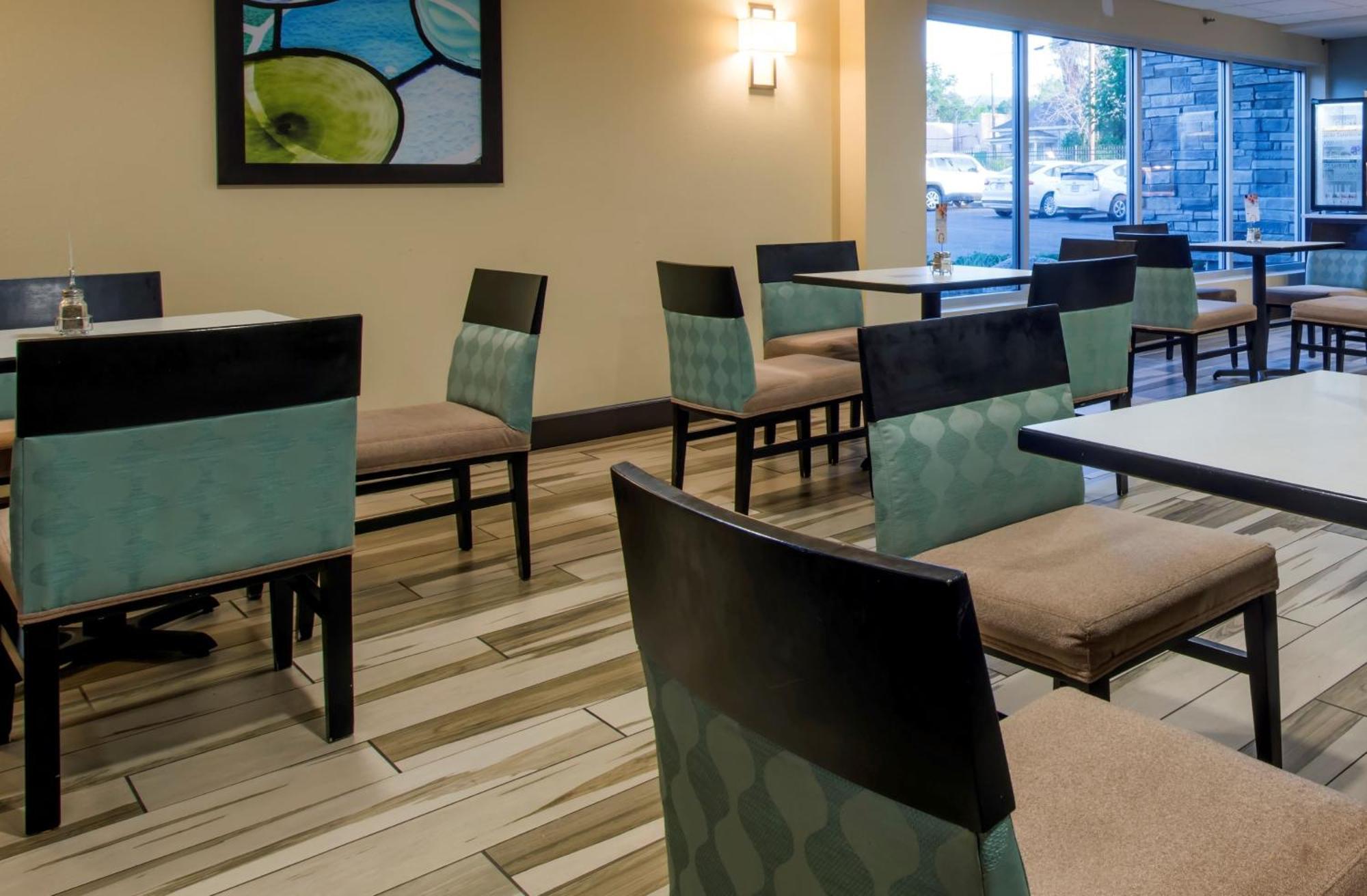 Holiday Inn Express & Suites Colorado Springs Central By Ihg Eksteriør billede